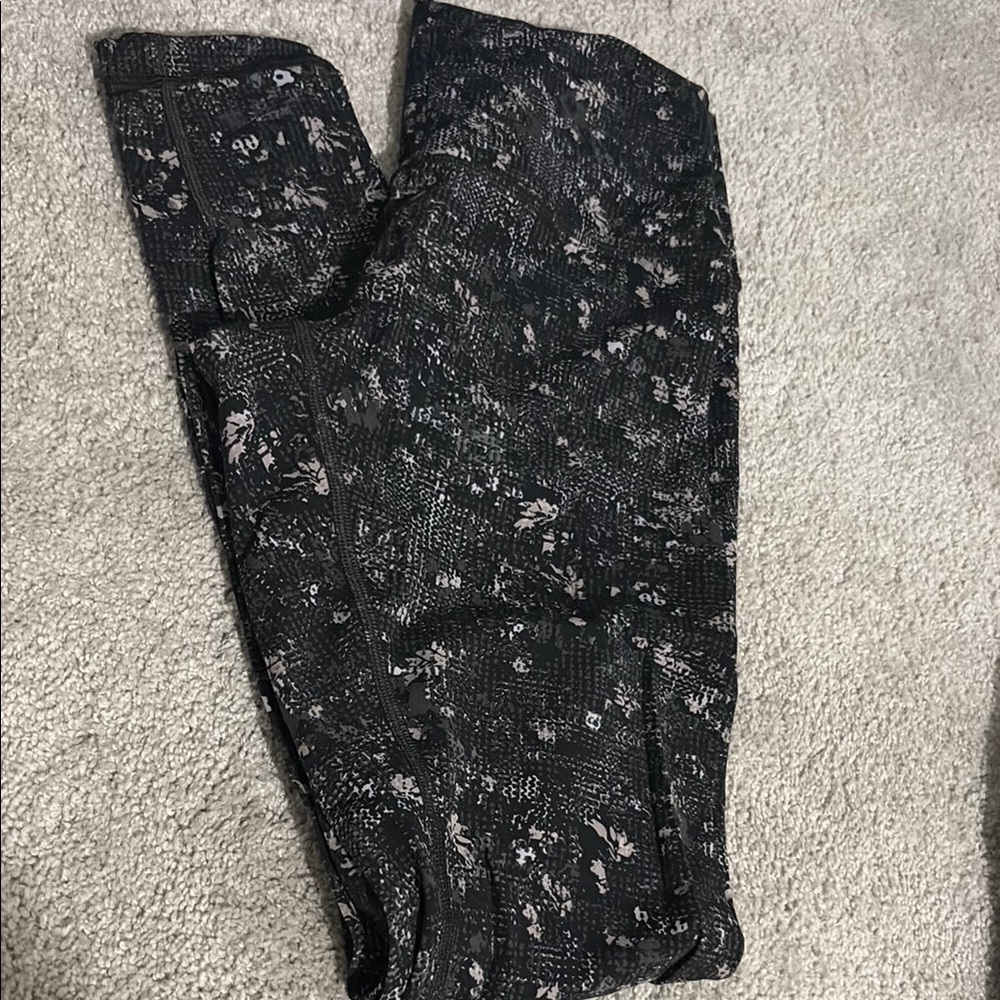 lululemon size 6 28inch align legging